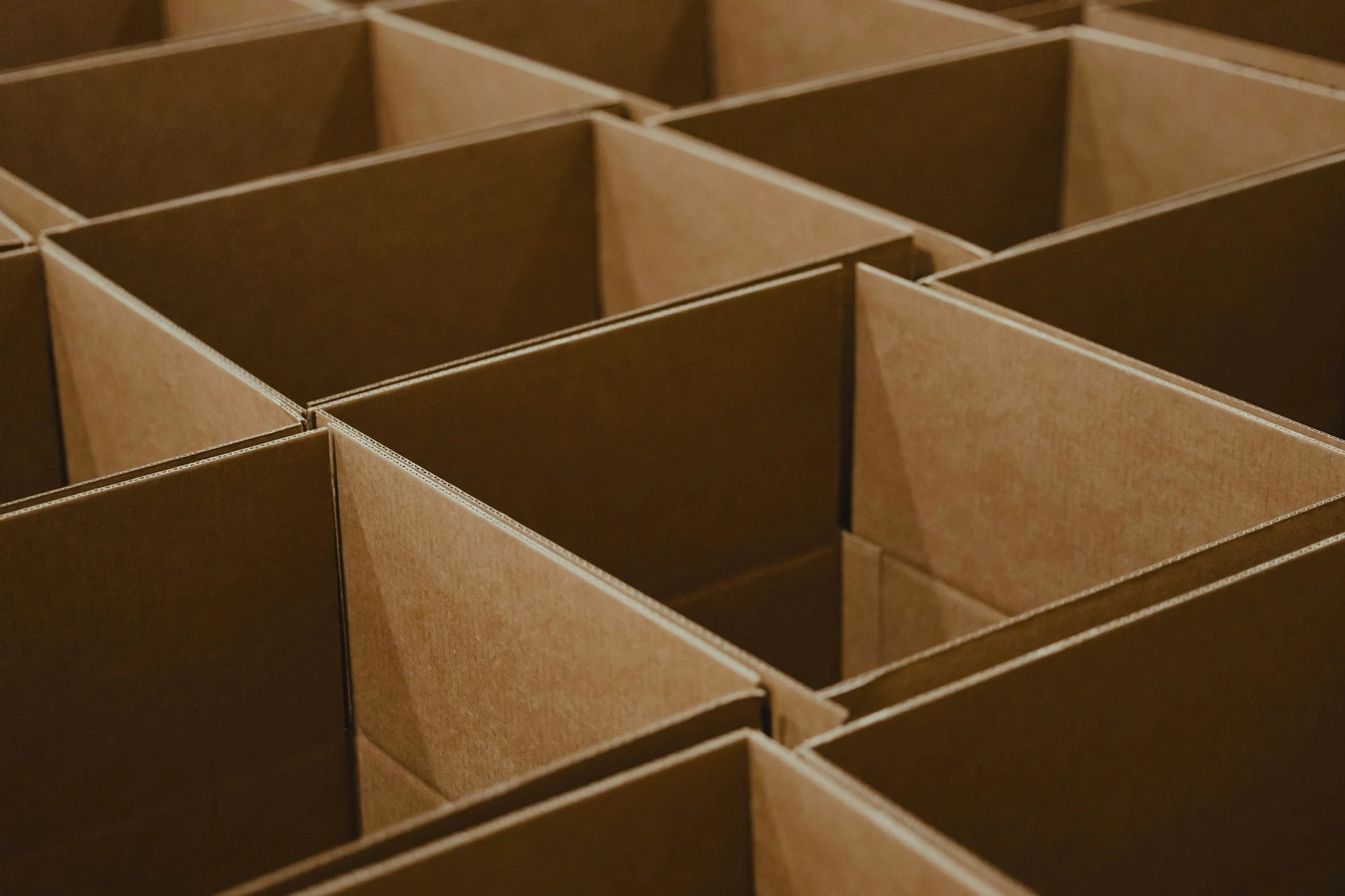 Illustrative photo of open cardboard packing boxes